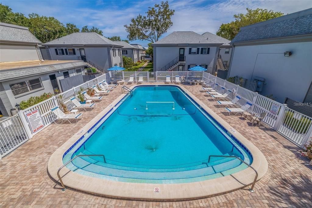Active With Contract: $126,000 (2 beds, 1 baths, 1047 Square Feet)