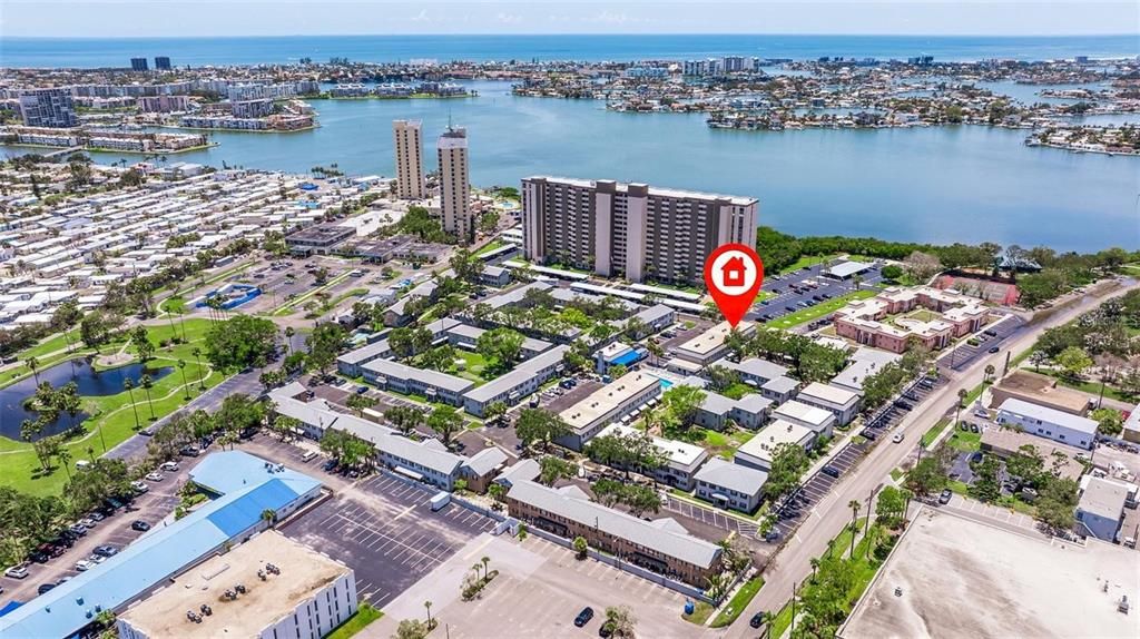 Active With Contract: $126,000 (2 beds, 1 baths, 1047 Square Feet)
