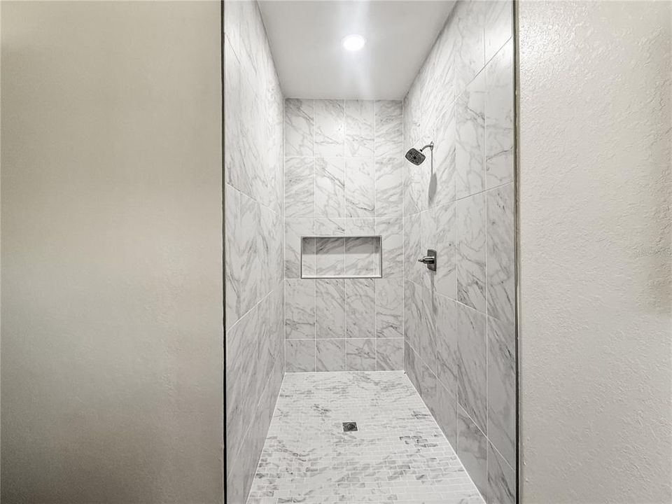 Active With Contract: $239,900 (3 beds, 2 baths, 1243 Square Feet)
