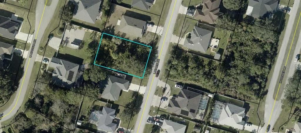 En Venta: $81,000 (0.23 acres)