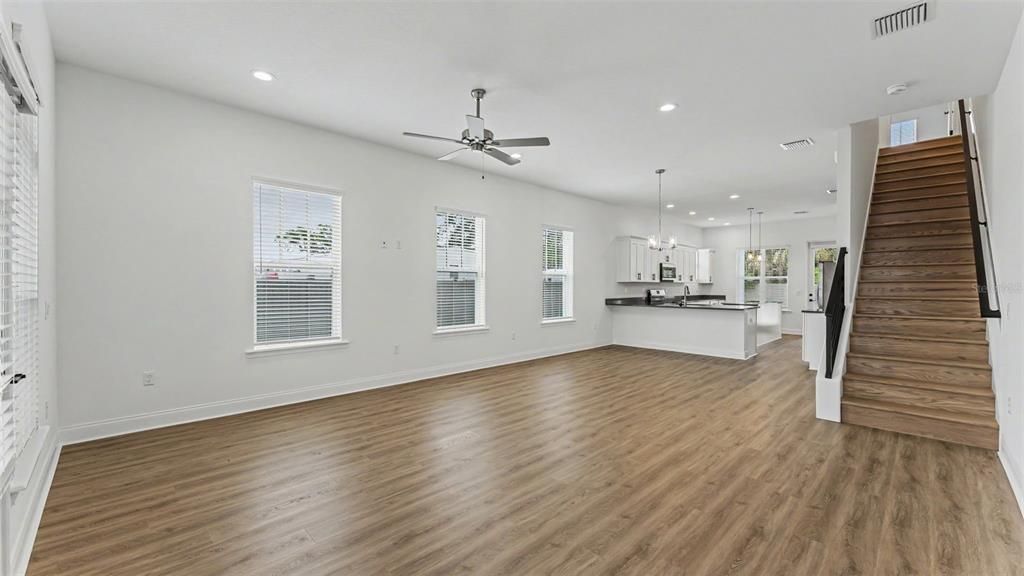 For Sale: $829,900 (6 beds, 0 baths, 3617 Square Feet)