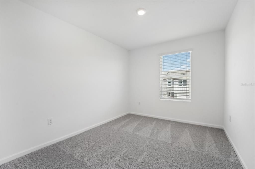 Activo con contrato: $241,990 (3 camas, 2 baños, 1386 Pies cuadrados)