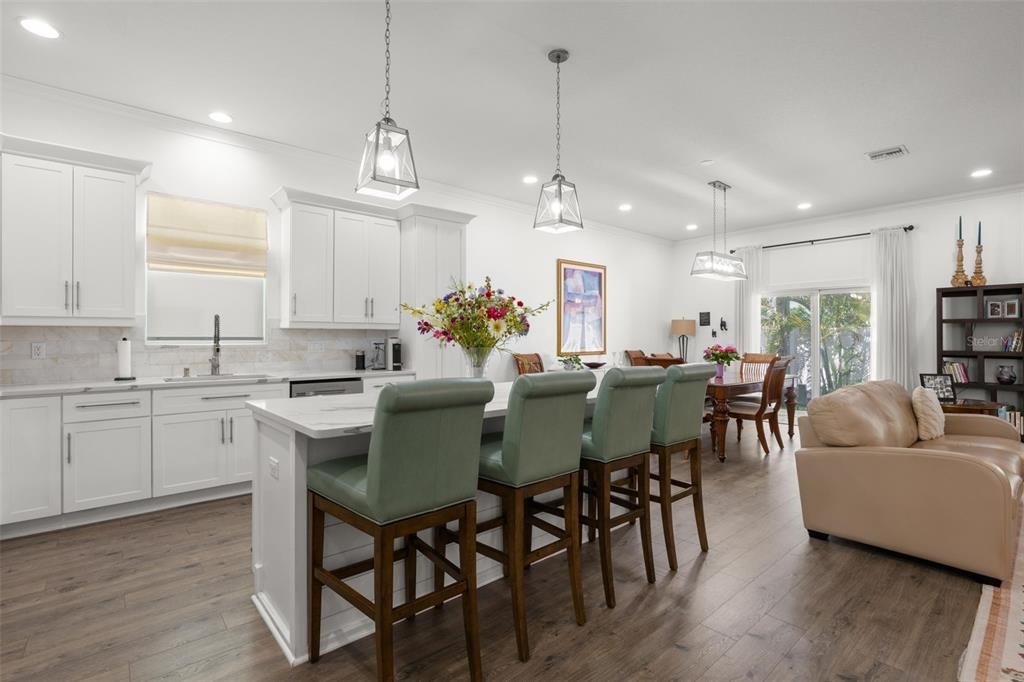 En Venta: $675,000 (3 camas, 3 baños, 2234 Pies cuadrados)