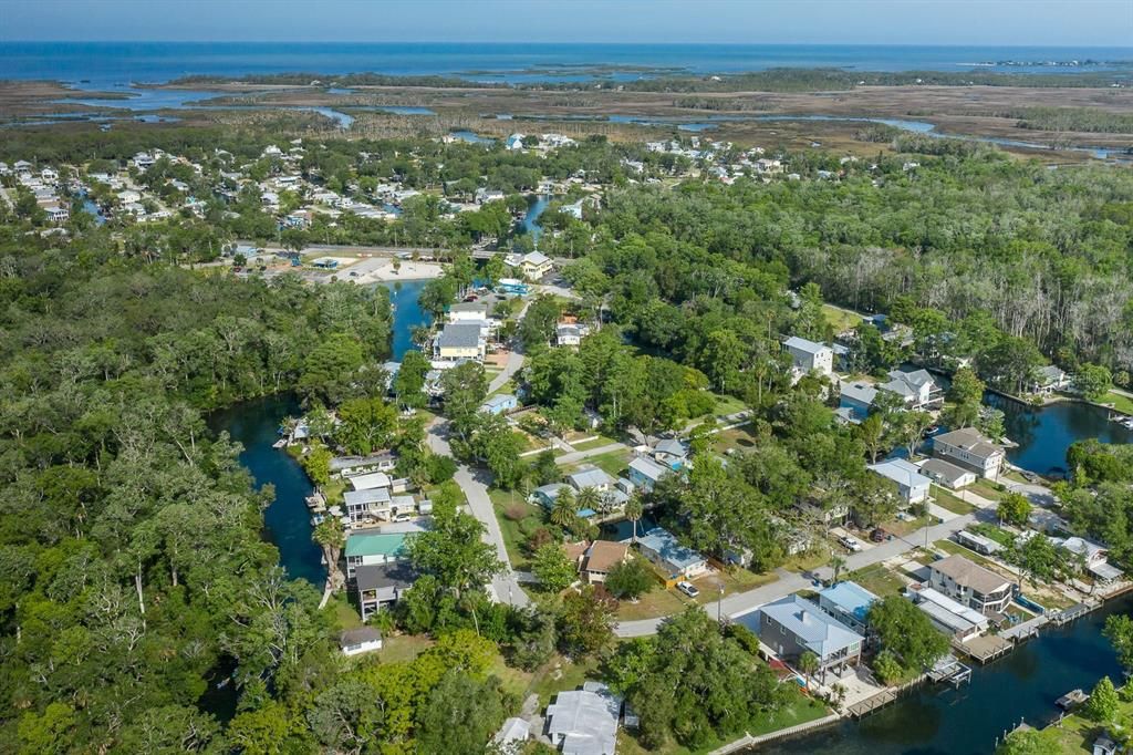 На продажу: $449,000 (2 спален, 1 ванн, 995 Квадратных фут)