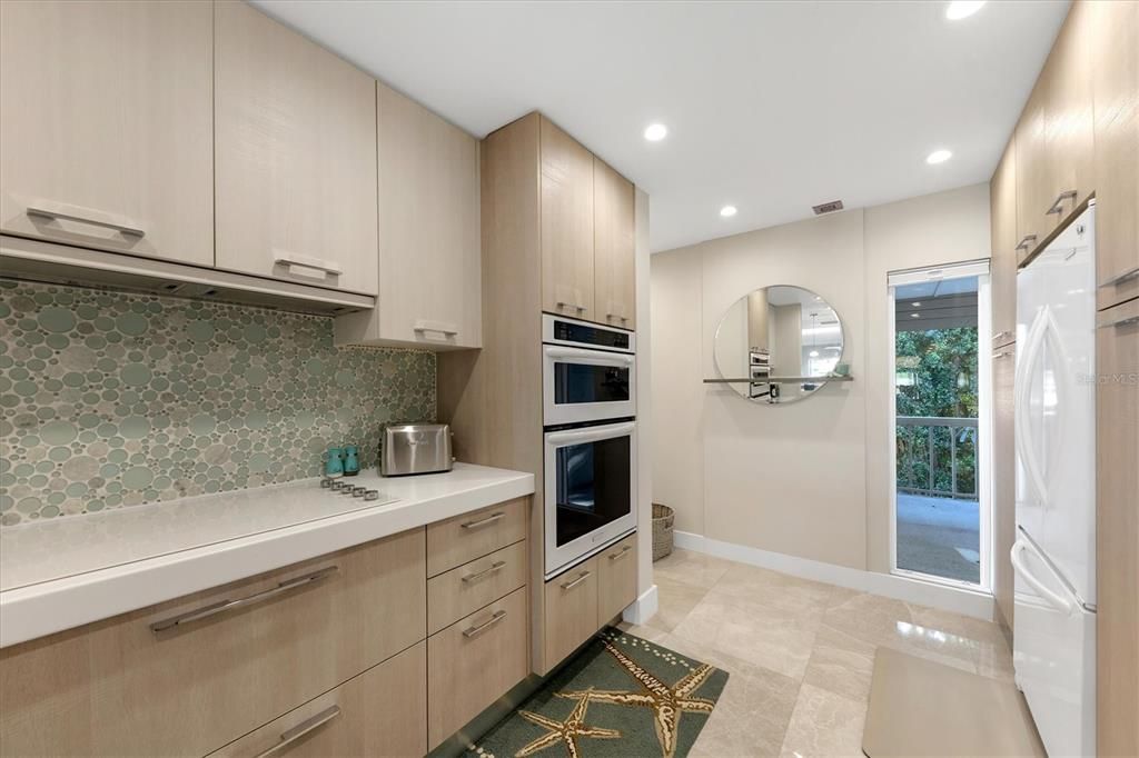 For Rent: $5,500 (2 beds, 2 baths, 1561 Square Feet)