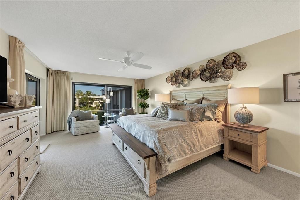 For Rent: $5,500 (2 beds, 2 baths, 1561 Square Feet)