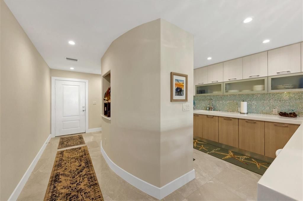 For Rent: $5,500 (2 beds, 2 baths, 1561 Square Feet)