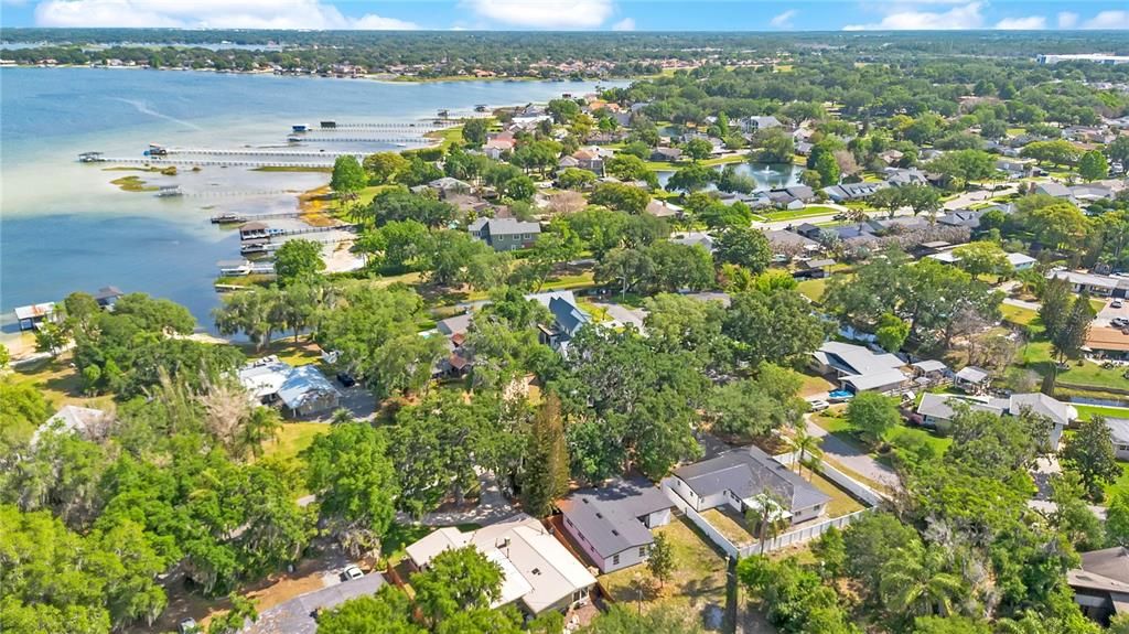 На продажу: $569,900 (4 спален, 2 ванн, 1940 Квадратных фут)