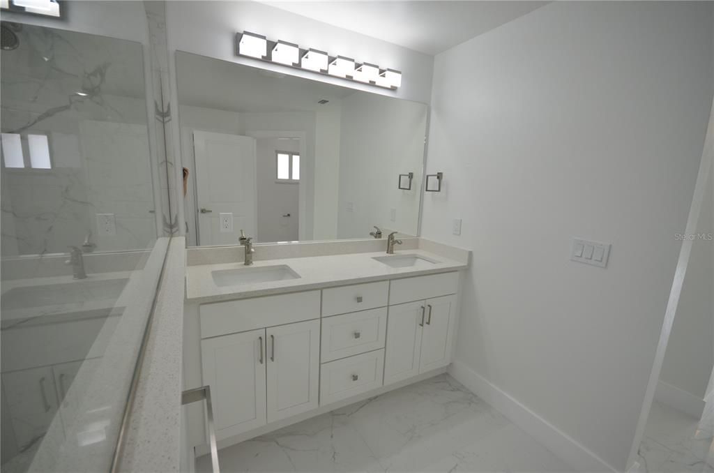 En Renta: $2,600 (3 camas, 2 baños, 1854 Pies cuadrados)