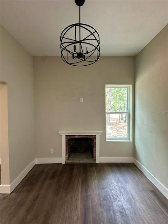 For Rent: $1,795 (2 beds, 1 baths, 1098 Square Feet)