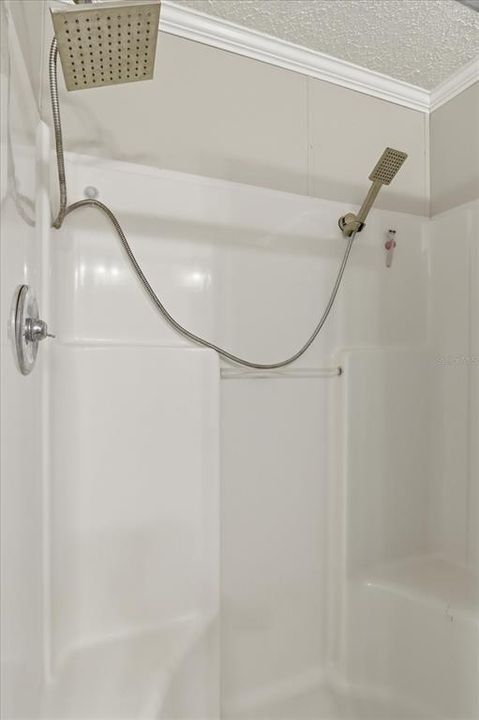 En Venta: $235,000 (4 camas, 2 baños, 2276 Pies cuadrados)