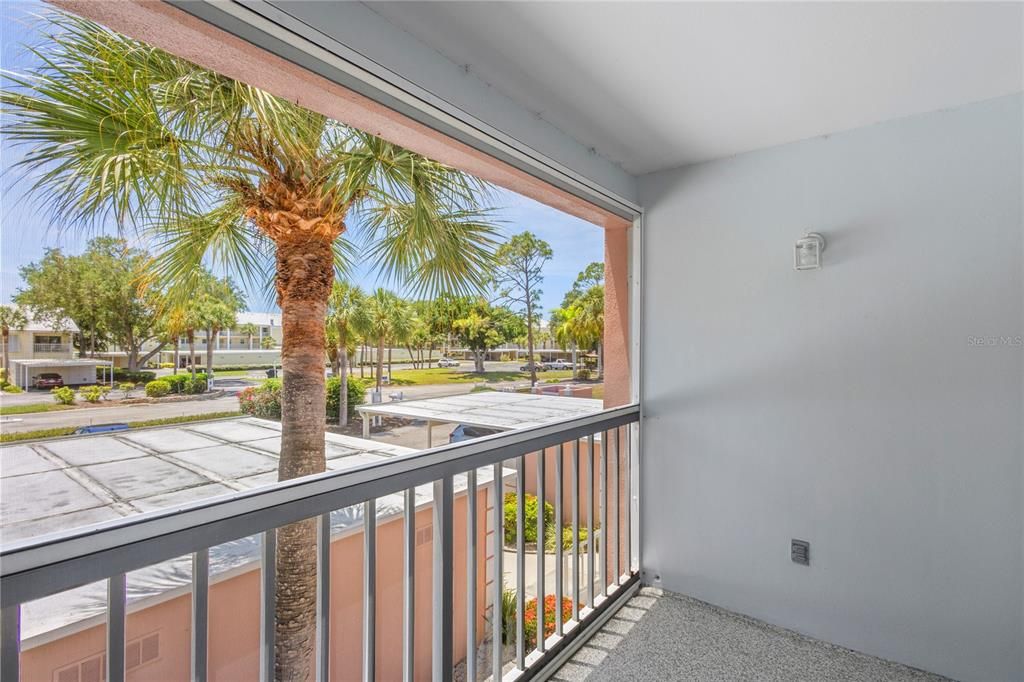 En Venta: $225,000 (2 camas, 2 baños, 975 Pies cuadrados)