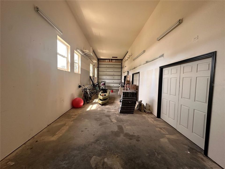 For Sale: $589,000 (4 beds, 4 baths, 3553 Square Feet)