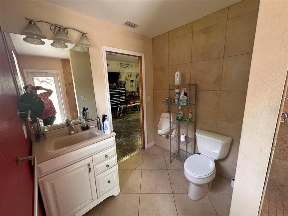 For Sale: $589,000 (4 beds, 4 baths, 3553 Square Feet)