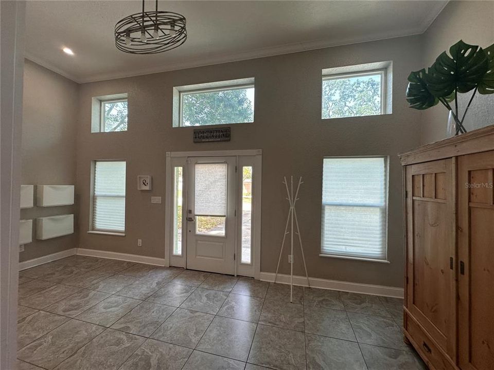 For Sale: $589,000 (4 beds, 4 baths, 3553 Square Feet)