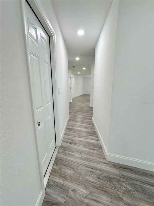For Rent: $2,400 (3 beds, 2 baths, 1838 Square Feet)
