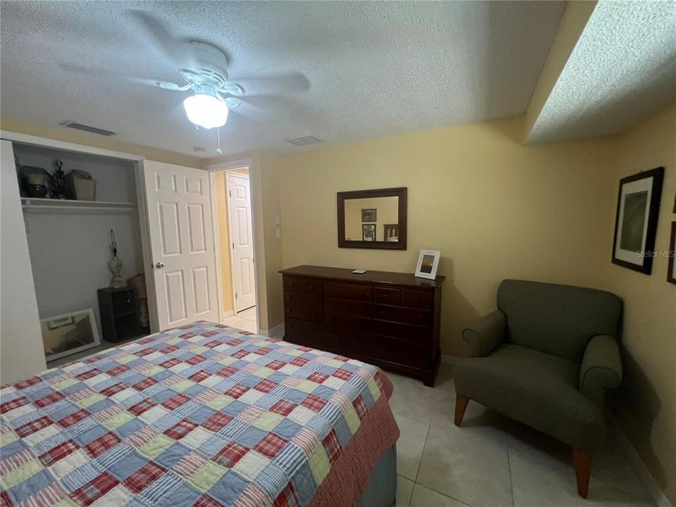 For Rent: $1,600 (2 beds, 2 baths, 1200 Square Feet)