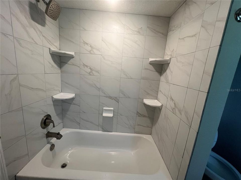 For Rent: $1,600 (2 beds, 2 baths, 1200 Square Feet)