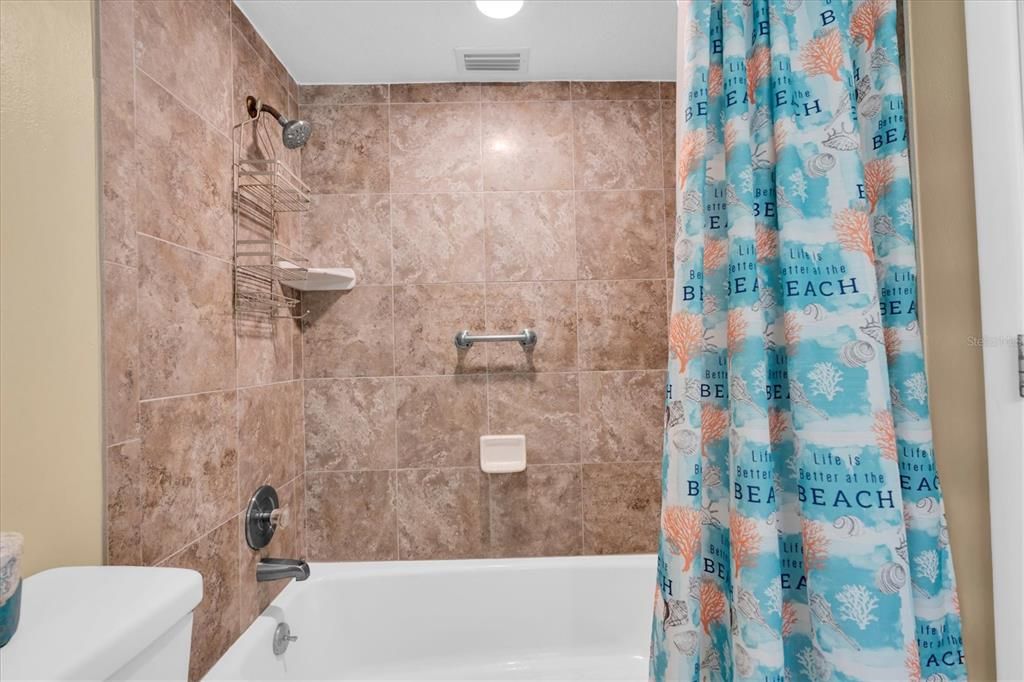For Sale: $539,000 (2 beds, 2 baths, 1100 Square Feet)