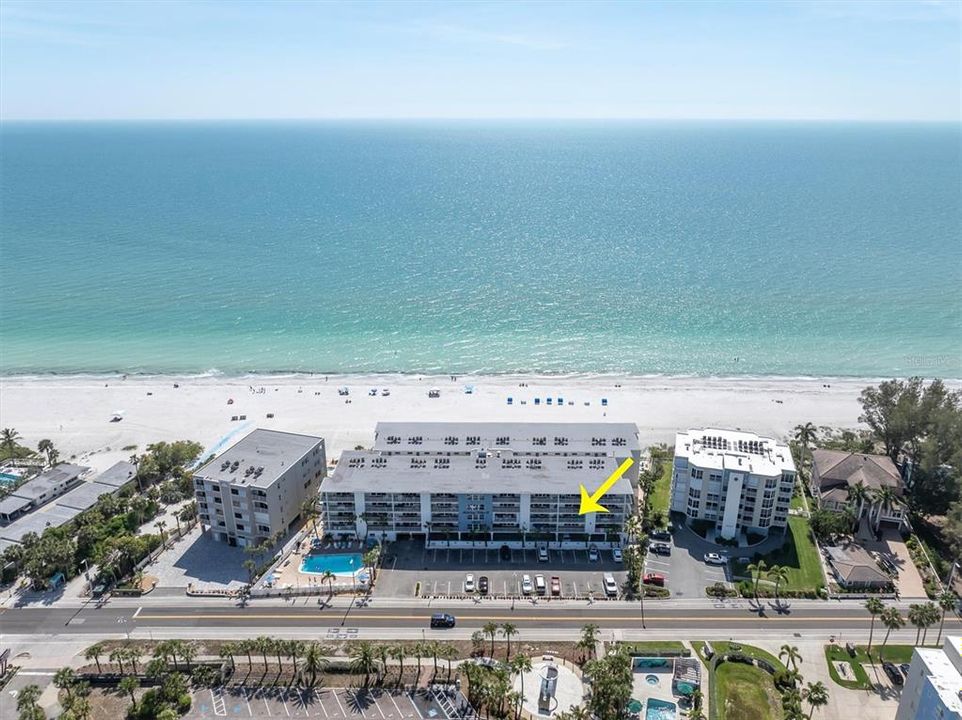 For Sale: $539,000 (2 beds, 2 baths, 1100 Square Feet)