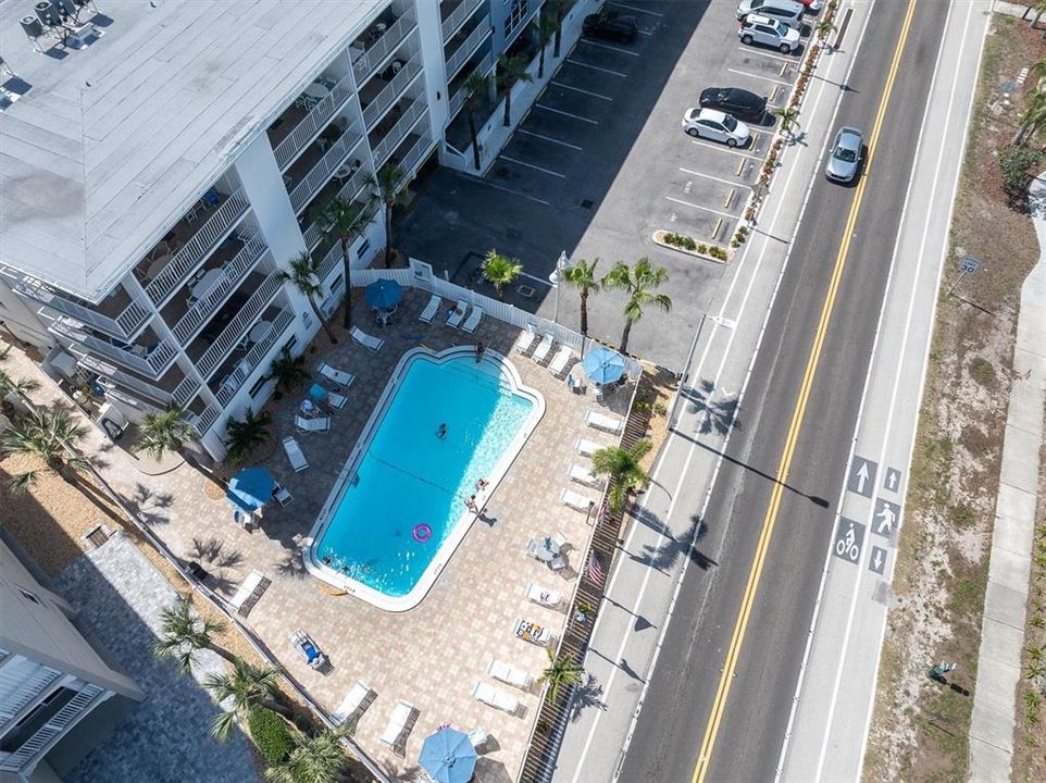 For Sale: $539,000 (2 beds, 2 baths, 1100 Square Feet)