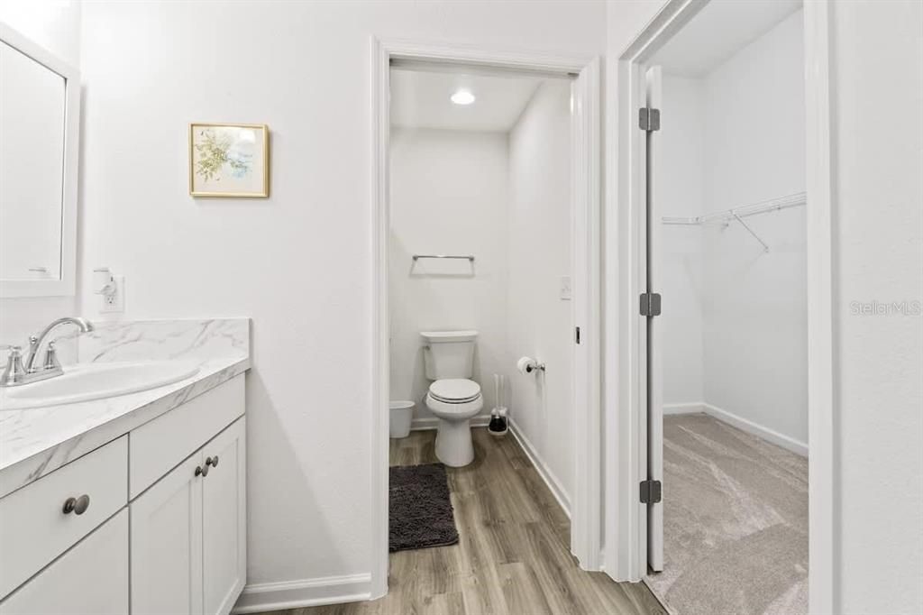 For Sale: $299,000 (3 beds, 2 baths, 1440 Square Feet)