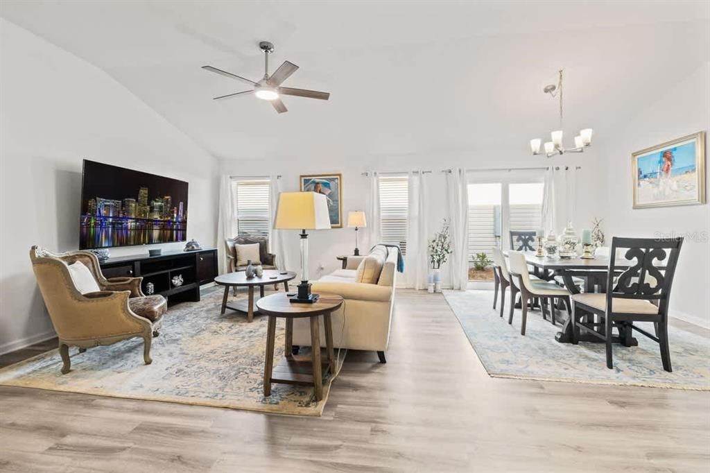For Sale: $299,000 (3 beds, 2 baths, 1440 Square Feet)