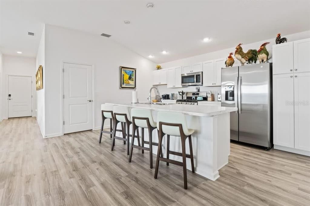 For Sale: $299,000 (3 beds, 2 baths, 1440 Square Feet)