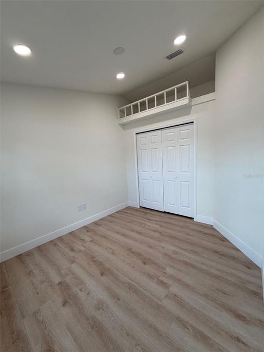 Active With Contract: $314,500 (3 beds, 2 baths, 1210 Square Feet)