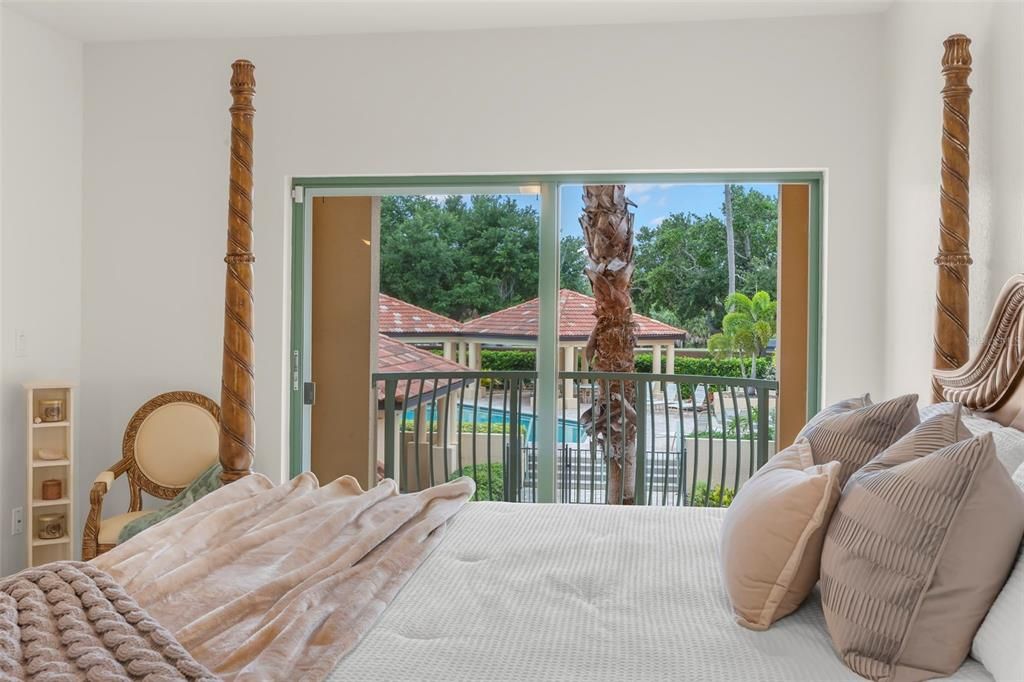 For Sale: $879,000 (3 beds, 3 baths, 2000 Square Feet)