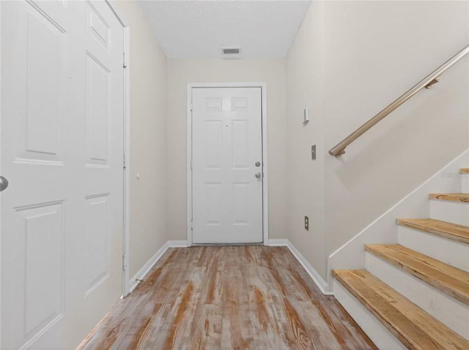 For Rent: $3,195 (3 beds, 2 baths, 1616 Square Feet)