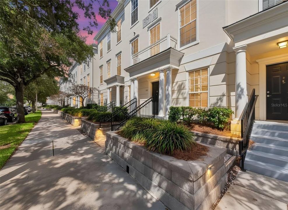 For Rent: $3,195 (3 beds, 2 baths, 1616 Square Feet)