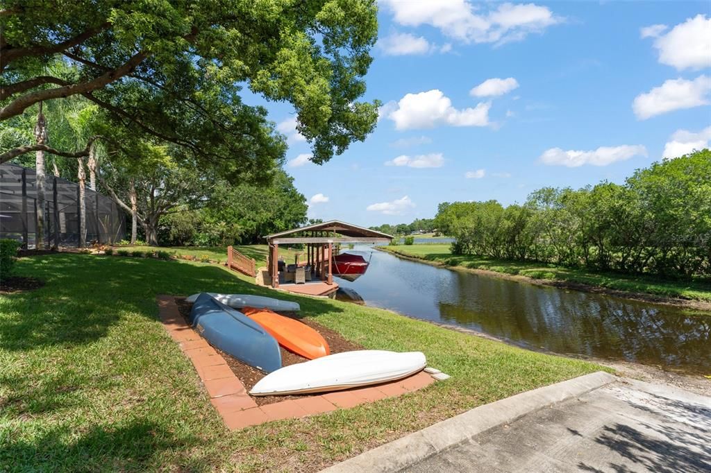 Active With Contract: $1,999,000 (5 beds, 4 baths, 3649 Square Feet)