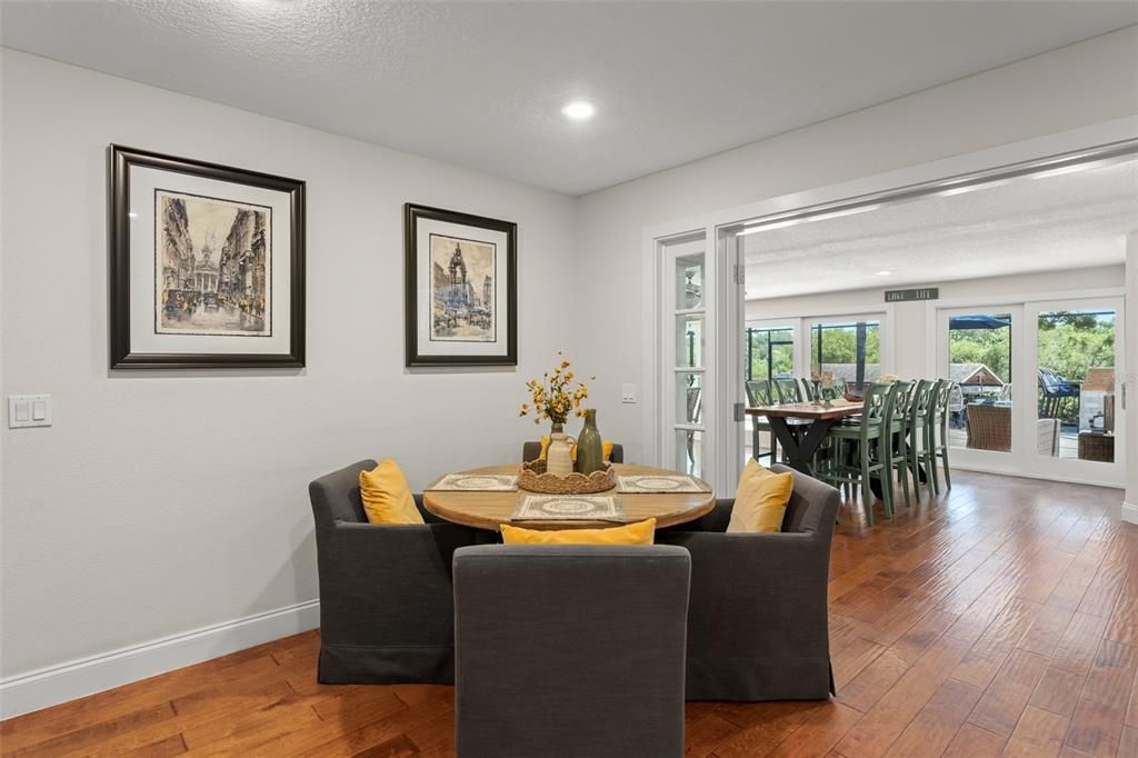 Active With Contract: $1,999,000 (5 beds, 4 baths, 3649 Square Feet)