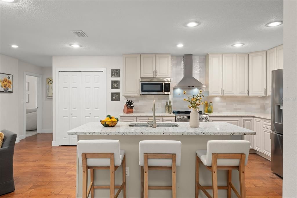 Active With Contract: $1,999,000 (5 beds, 4 baths, 3649 Square Feet)