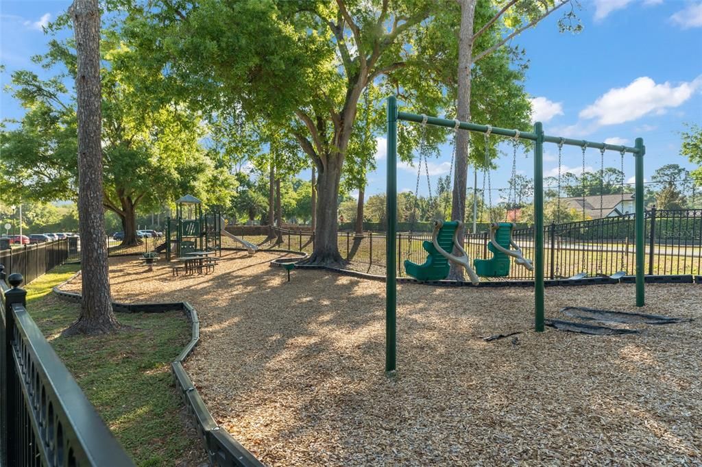 Active With Contract: $1,999,000 (5 beds, 4 baths, 3649 Square Feet)