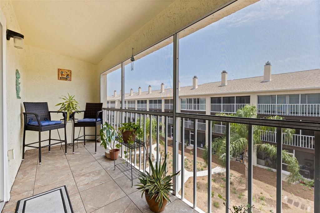 En Venta: $465,000 (2 camas, 2 baños, 1750 Pies cuadrados)