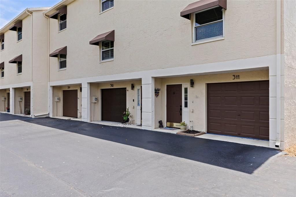 En Venta: $465,000 (2 camas, 2 baños, 1750 Pies cuadrados)