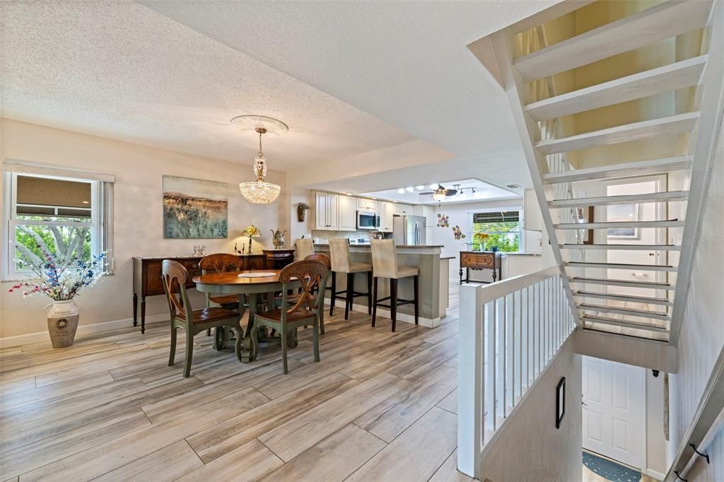En Venta: $465,000 (2 camas, 2 baños, 1750 Pies cuadrados)