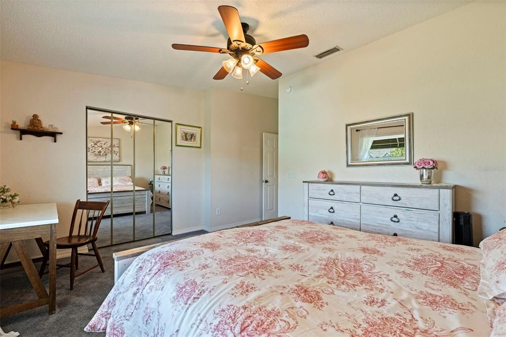 En Venta: $465,000 (2 camas, 2 baños, 1750 Pies cuadrados)