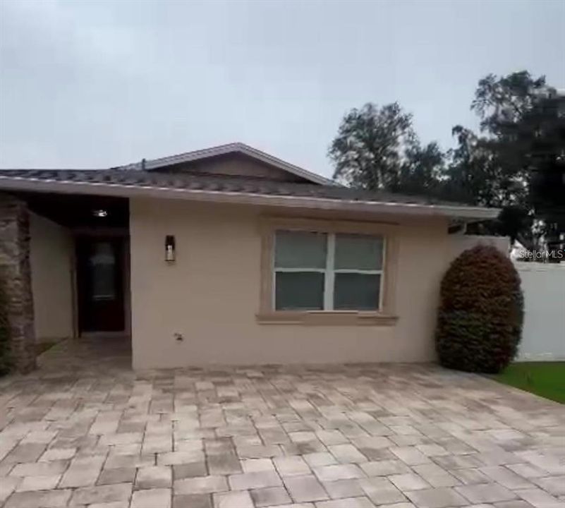 En Renta: $4,000 (4 camas, 4 baños, 2426 Pies cuadrados)