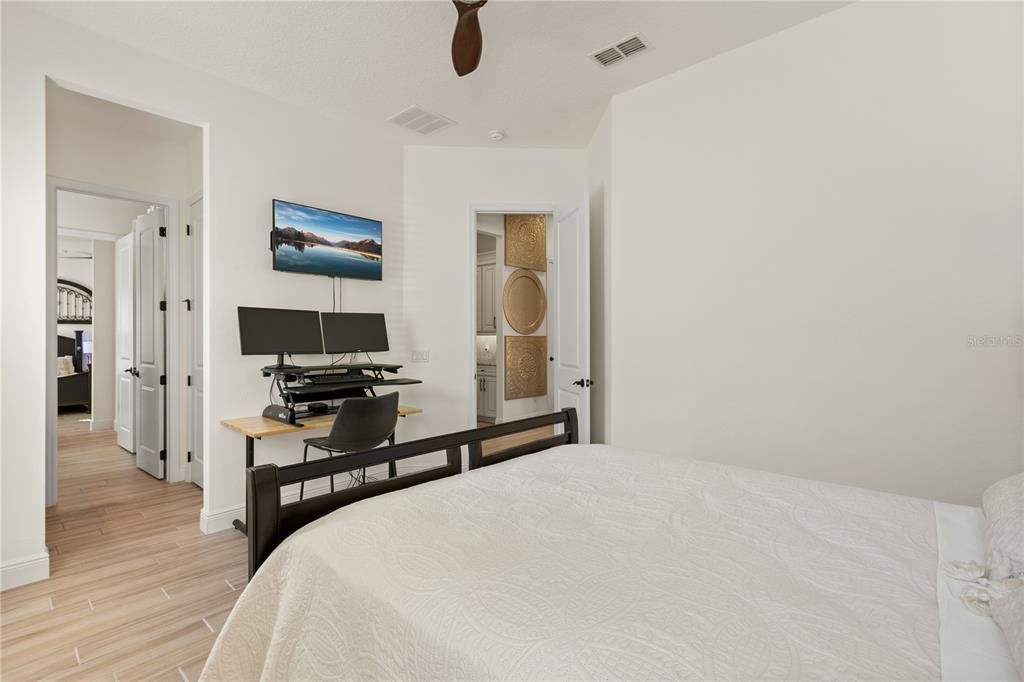For Sale: $1,475,000 (4 beds, 4 baths, 3496 Square Feet)