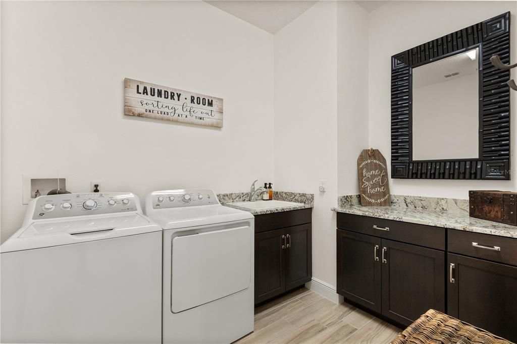 For Sale: $1,475,000 (4 beds, 4 baths, 3496 Square Feet)