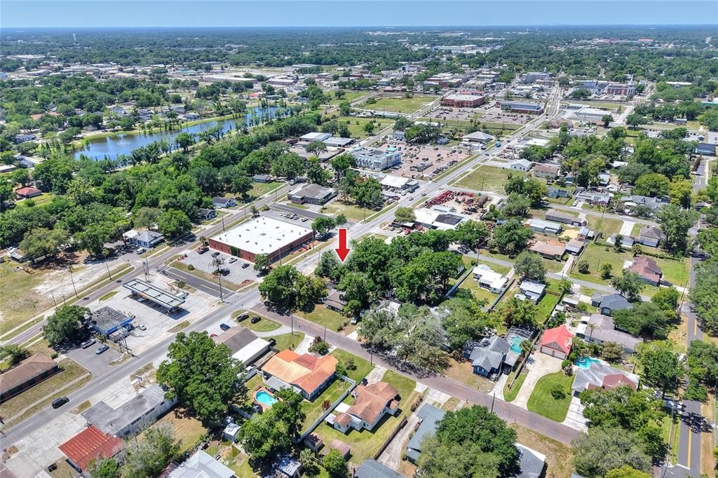На продажу: $995,000 (0.43 acres)