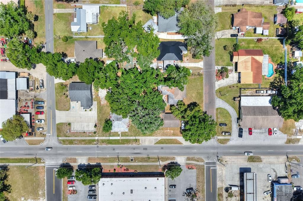 На продажу: $995,000 (0.43 acres)