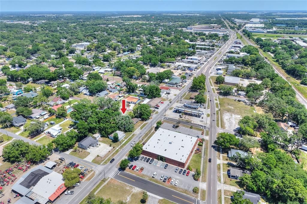 На продажу: $995,000 (0.43 acres)