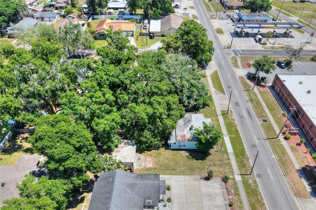 На продажу: $995,000 (0.43 acres)