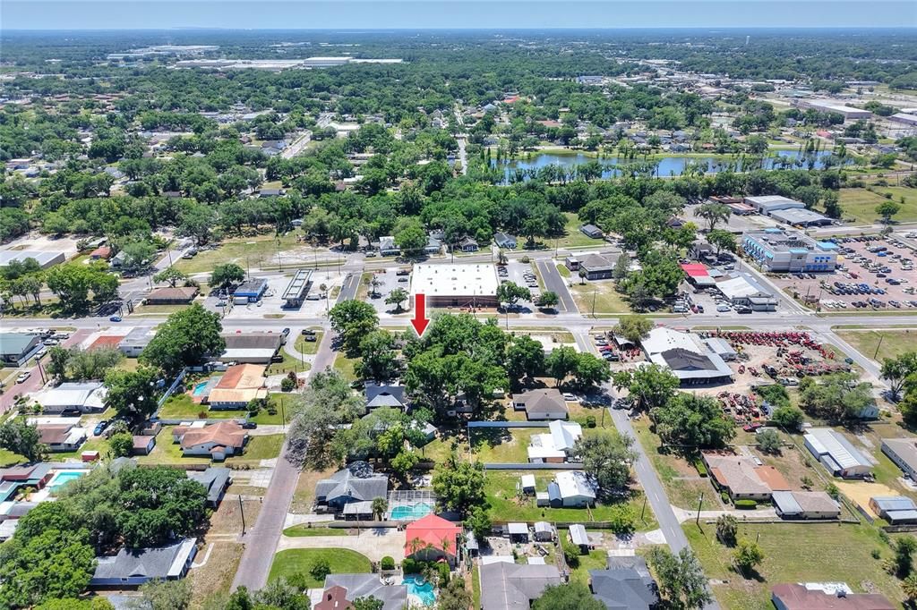 На продажу: $995,000 (0.43 acres)