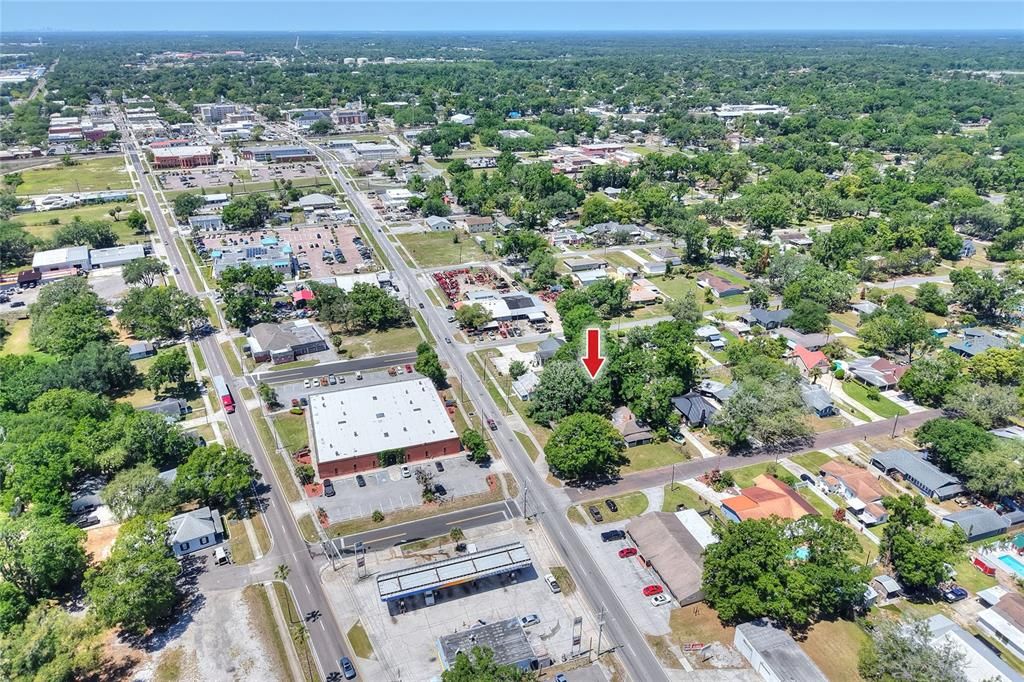 На продажу: $995,000 (0.43 acres)