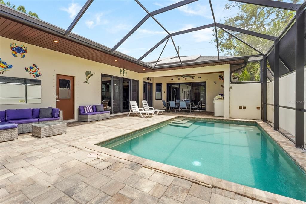For Sale: $1,250,000 (3 beds, 2 baths, 1793 Square Feet)